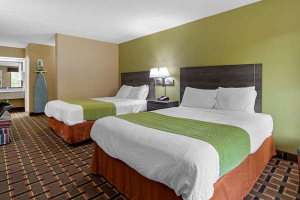 Suite - SureStay Hotel by Best Western Lenoir City - I-75, Exit 81