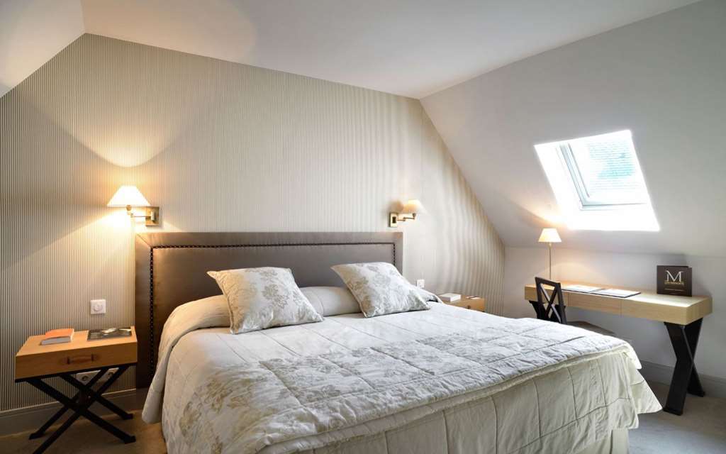 HOSTELLERIE DE TOURGEVILLE DEAUVILL-guestroom-Guest Room,On-Site.jpg