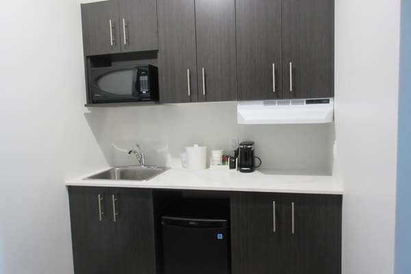  - Best Western Plus Morden Hotel