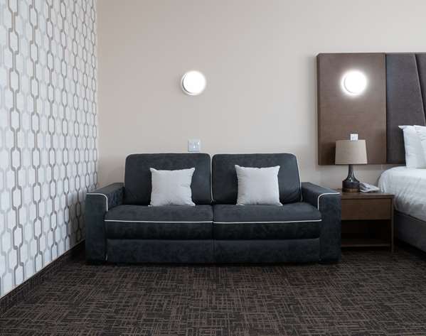 Suite - Hotel Montreal Metropolitan