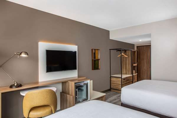  - Wyndham Garden Hotel Dania Beach - I-75, Exit 312