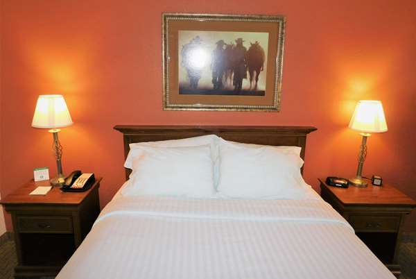  - AmericInn Ogallala - I-80, Exit 126