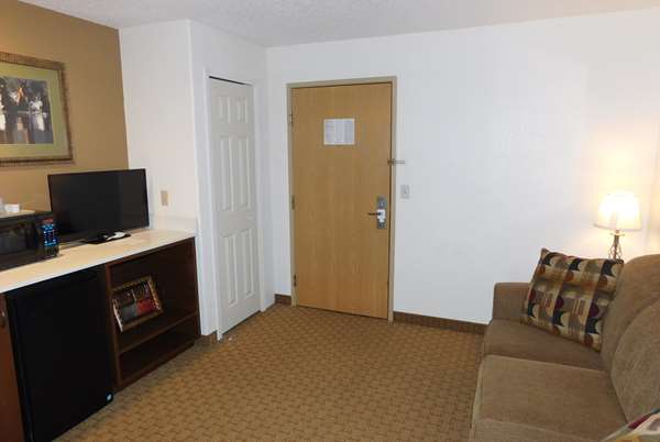 Suite - AmericInn Ogallala - I-80, Exit 126
