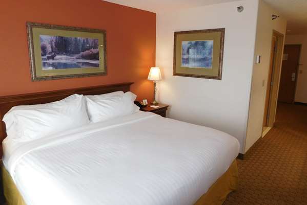 Suite - AmericInn Ogallala - I-80, Exit 126