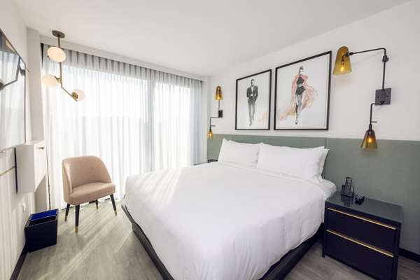  - Godfrey Hotel Hollywood