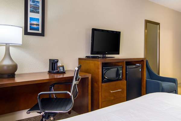  - Comfort Inn Acworth - I-75, Exit 277