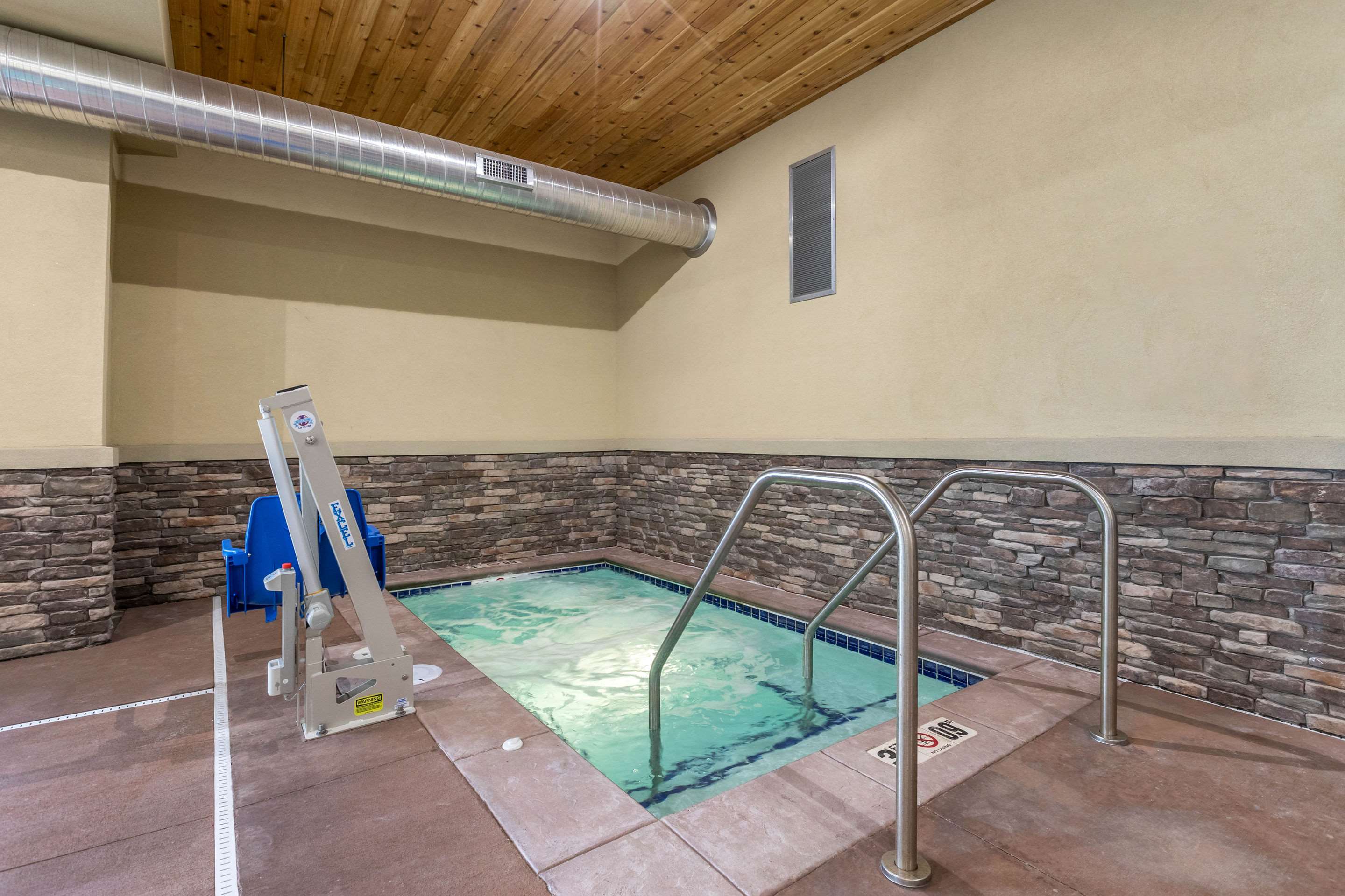 Indoor hot tub