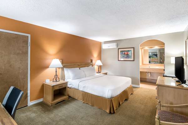  - Pearl on the Concho Hotel San Angelo