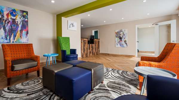  - SureStay Hotel by Best Western Florence - I-71 & I-75, Exit 180