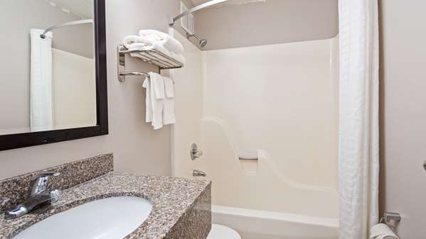  - SureStay Hotel by Best Western Florence - I-71 & I-75, Exit 180