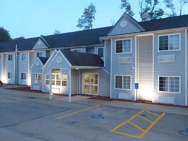 Exterior view - SureStay Hotel by Best Western Marienville