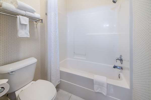  - Rodeway Inn Urbana - I-74, Exit 183