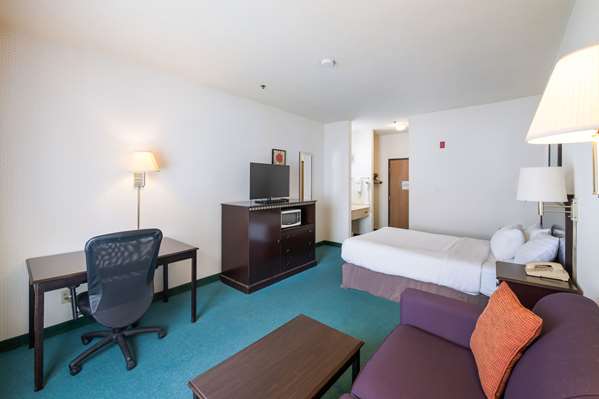  - Rodeway Inn Urbana - I-74, Exit 183