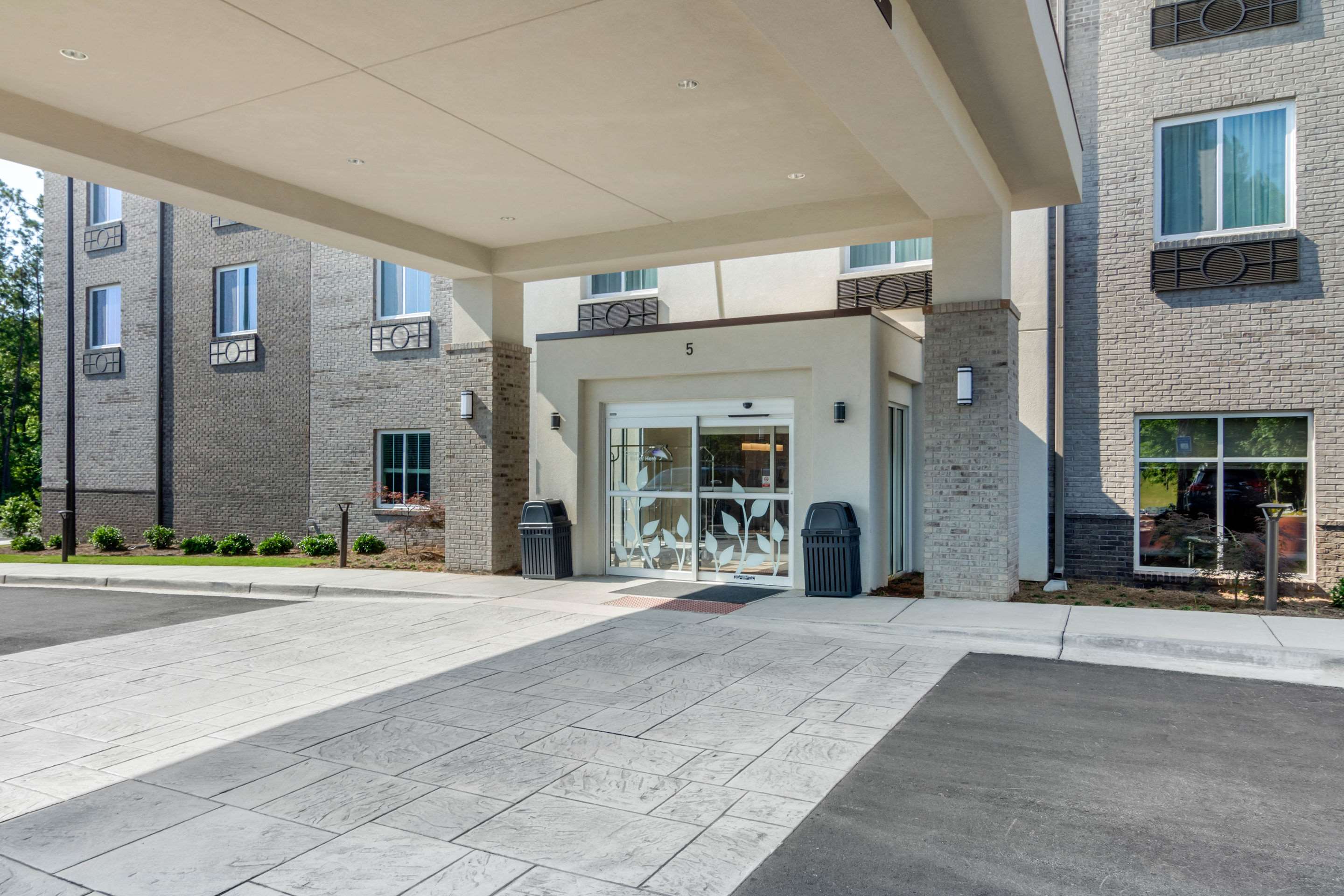 Hotel exterior | MainStay Suites Newnan Atlanta South