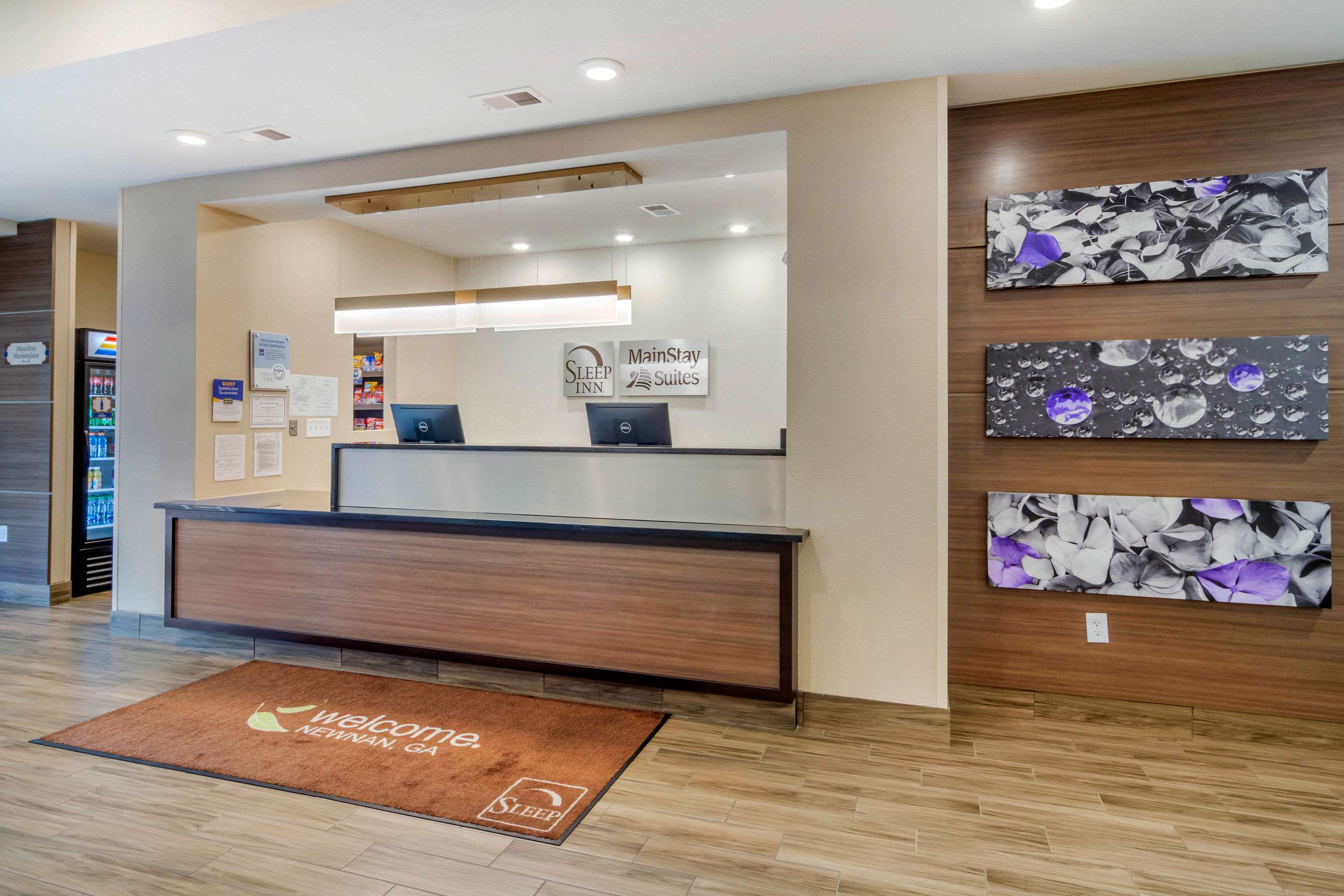 Hotel lobby | MainStay Suites Newnan Atlanta South