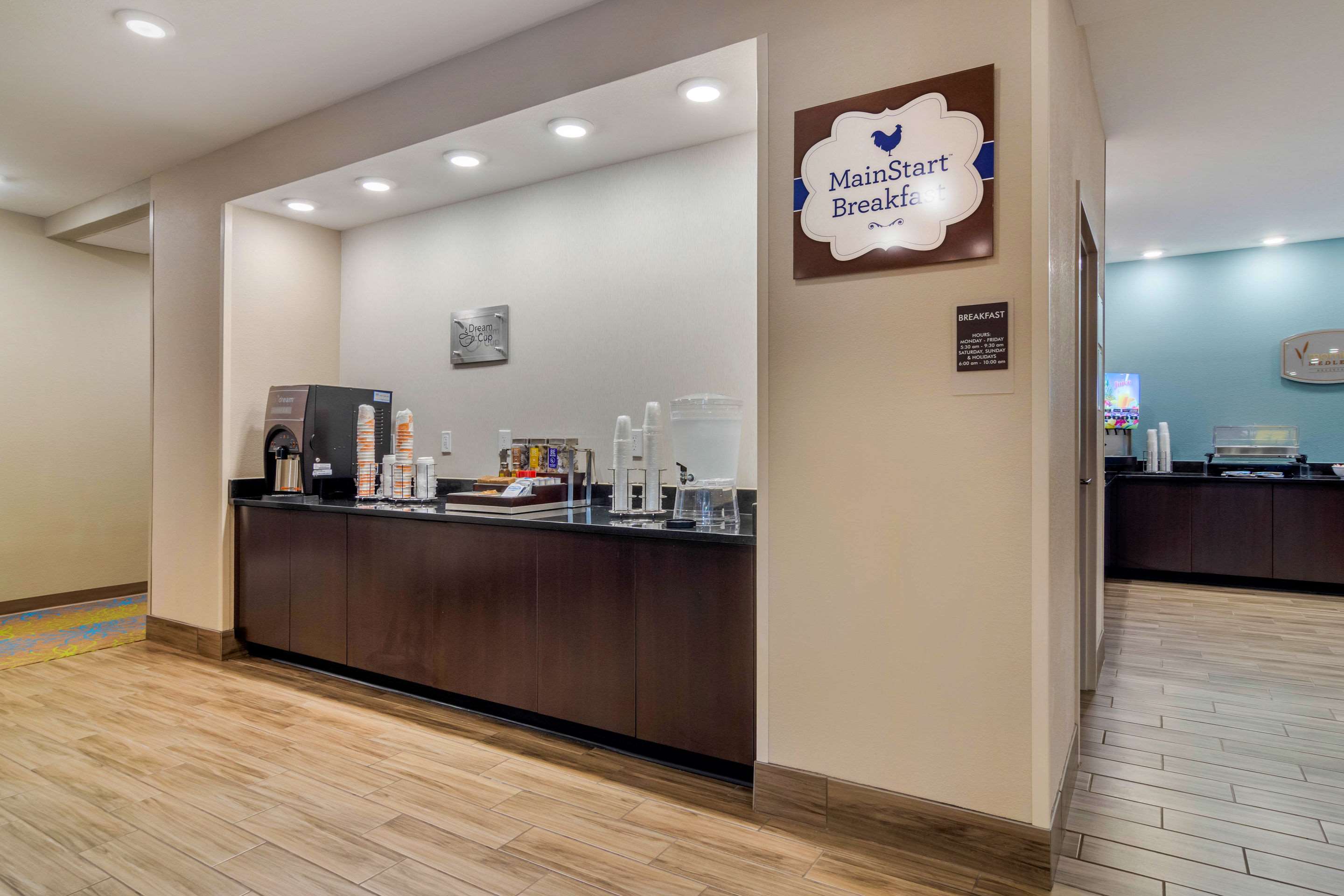 Breakfast area | MainStay Suites Newnan Atlanta South