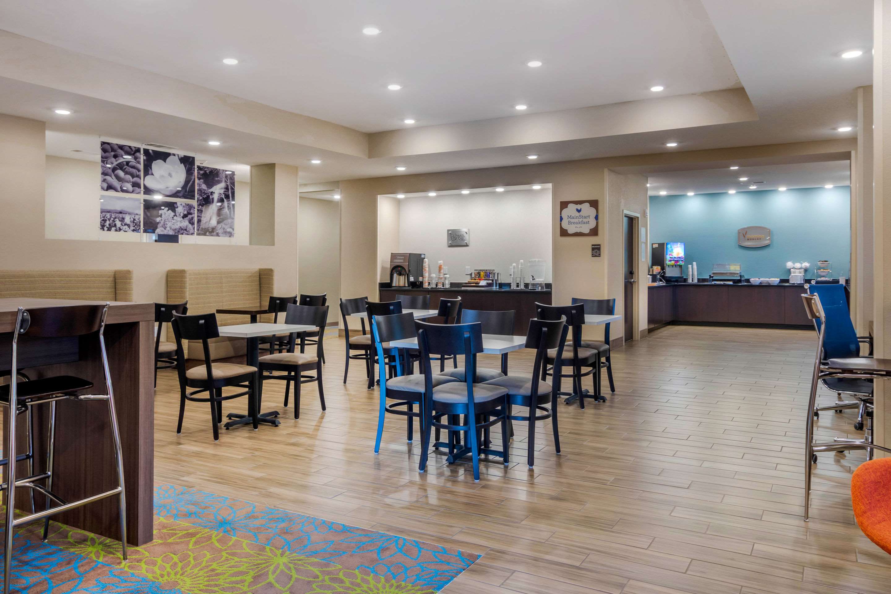 Breakfast area | MainStay Suites Newnan Atlanta South