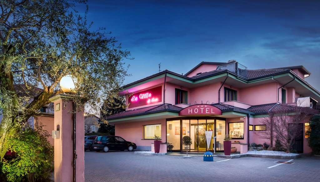 La Villa,Sure Hotel Coll by Best Western