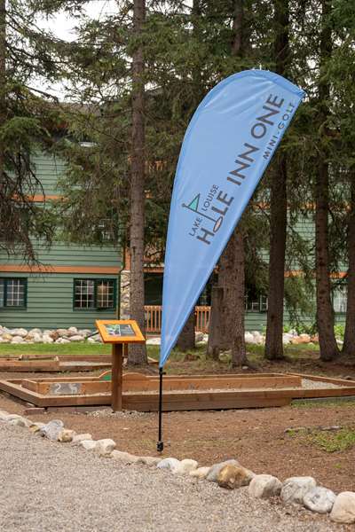 Golf - Lake Louise Inn