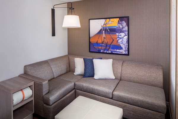  - Hyatt Place Hotel Towne Centre Mount Pleasant