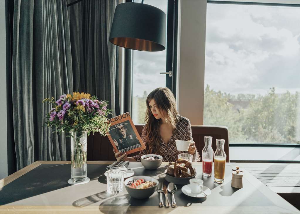 Guest photo