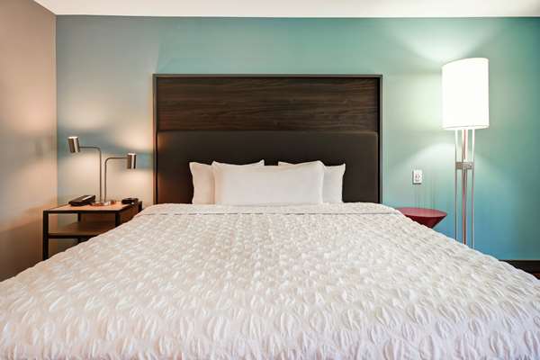  - Tru by Hilton Wytheville - I-77, Exit 41