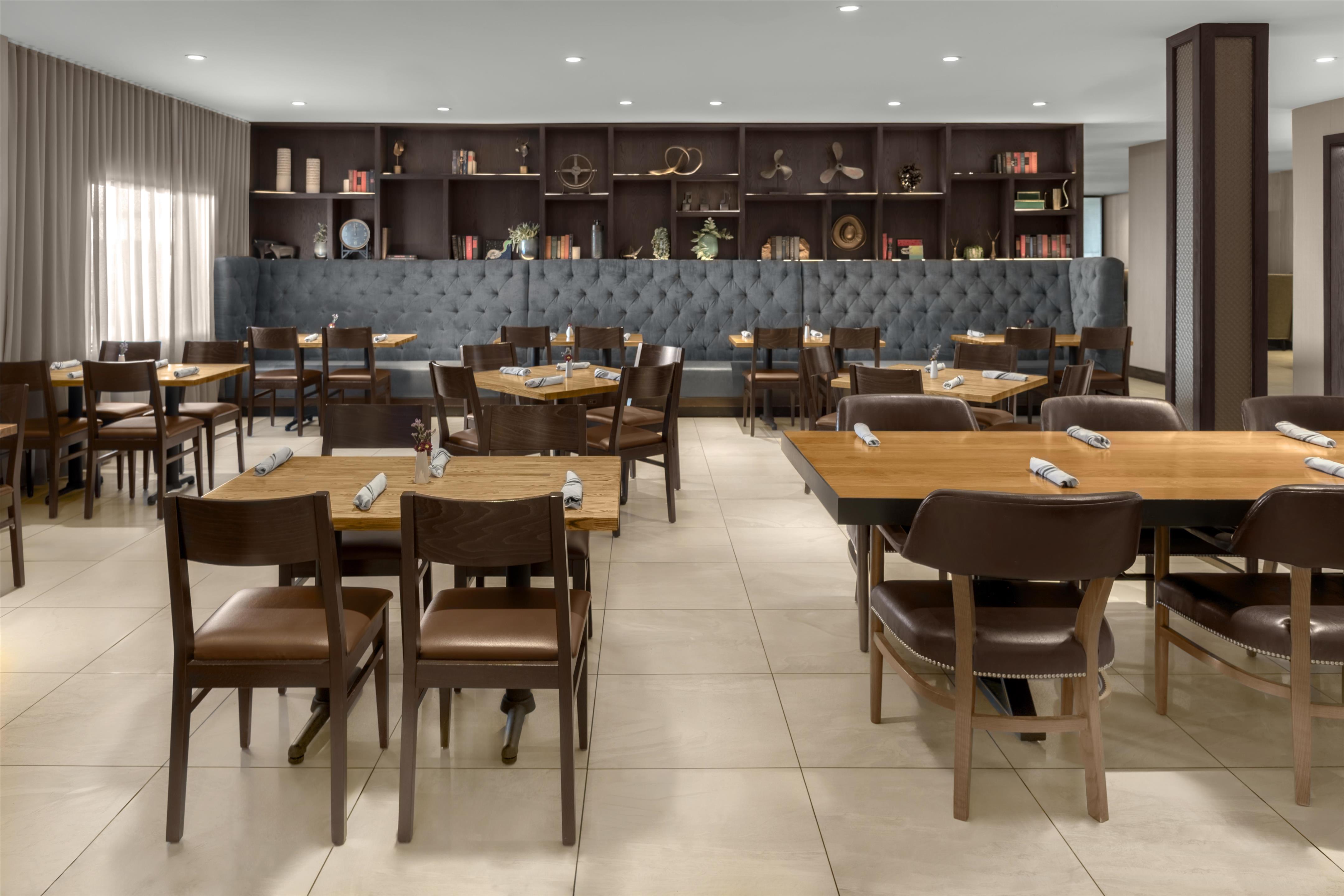 Restaurant | DoubleTree by Hilton Lubbock University Area