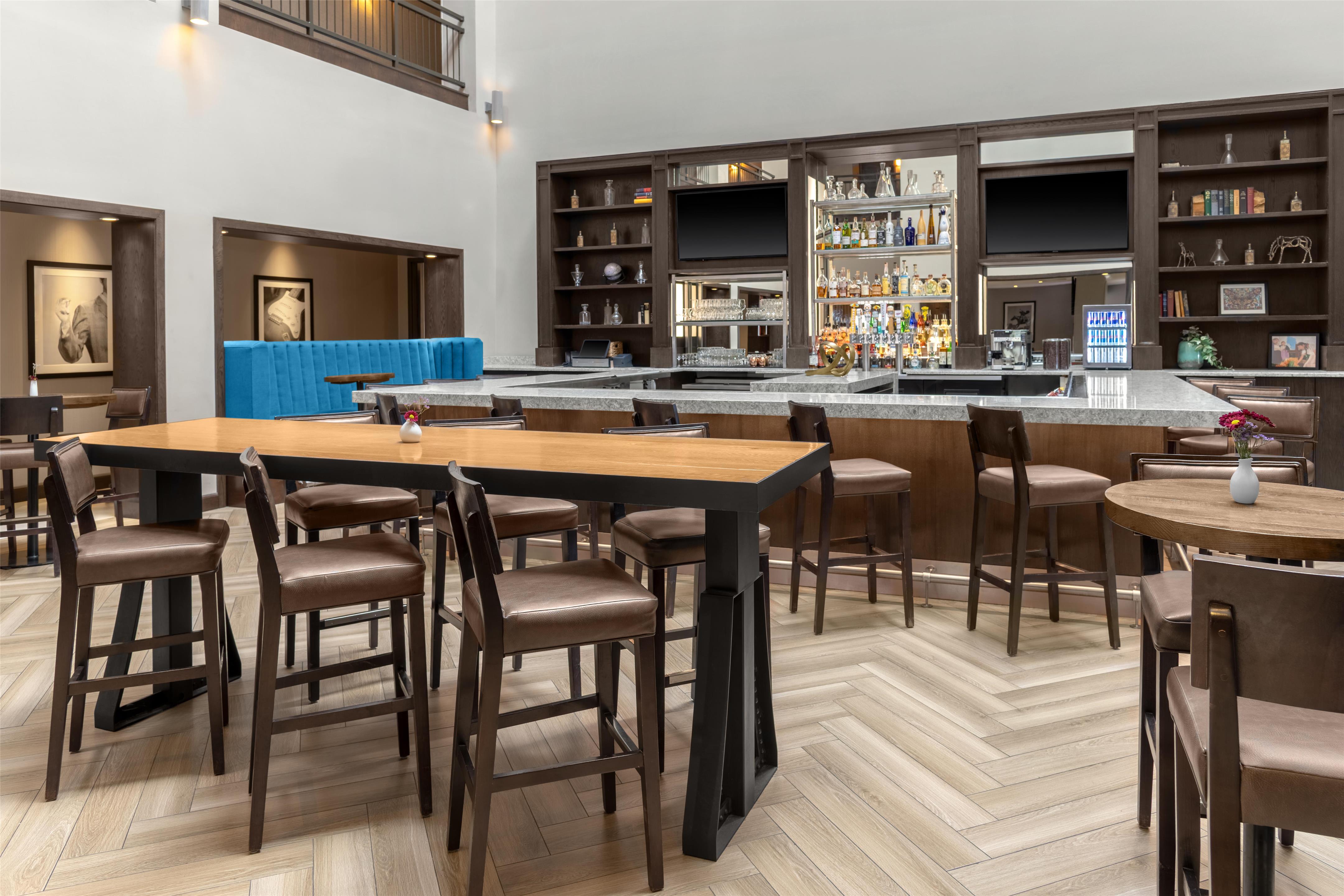 Restaurant | DoubleTree by Hilton Lubbock University Area