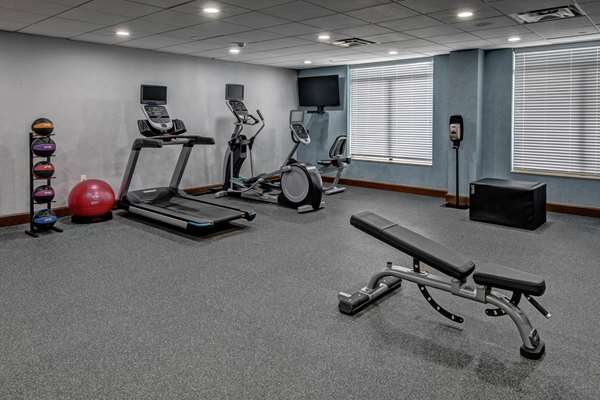 Fitness/ Exercise Room - Hampton Inn Latrobe