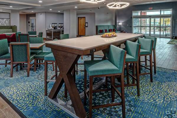 Amenities - Hampton Inn Latrobe