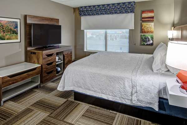  - Hampton Inn Latrobe