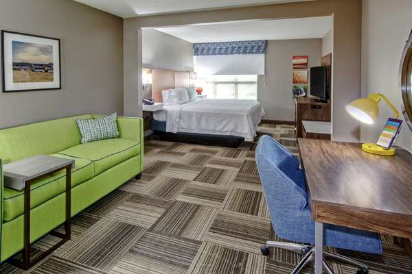  - Hampton Inn Latrobe