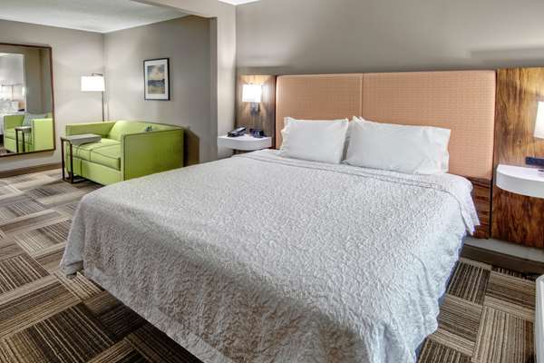  - Hampton Inn Latrobe