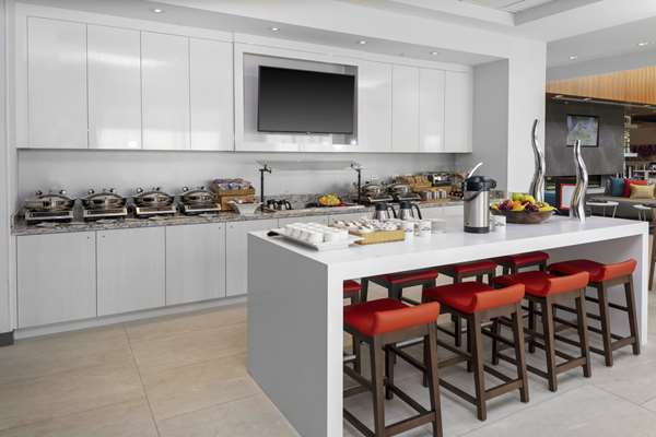 Amenities - Hilton Garden Inn Thornton - I-25, Exit 226