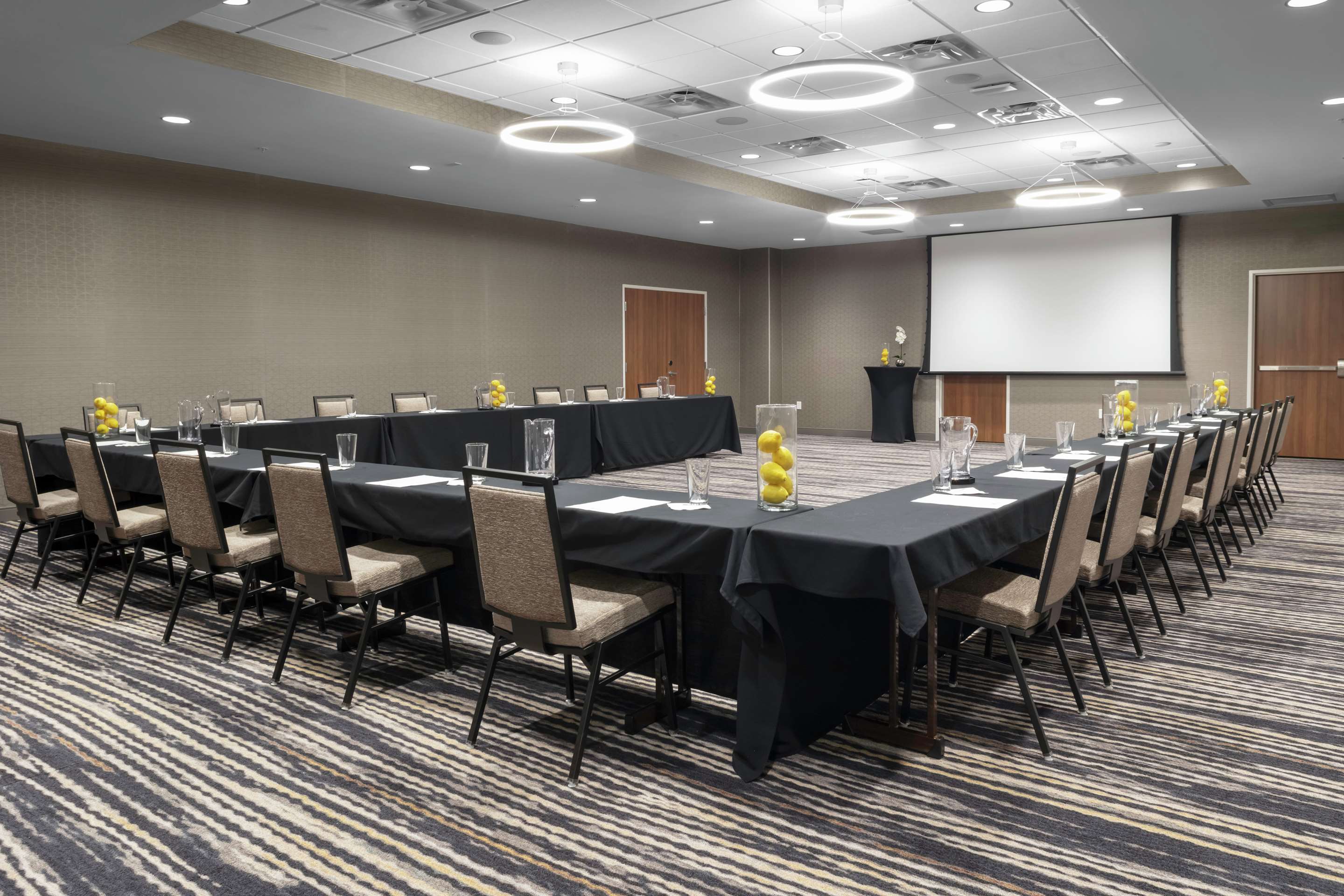 Meeting Room | Hilton Garden Inn Denver/Thornton
