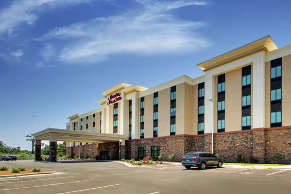 Exterior view - Hampton Inn & Suites Southport