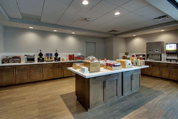 Amenities - Hampton Inn & Suites Southport