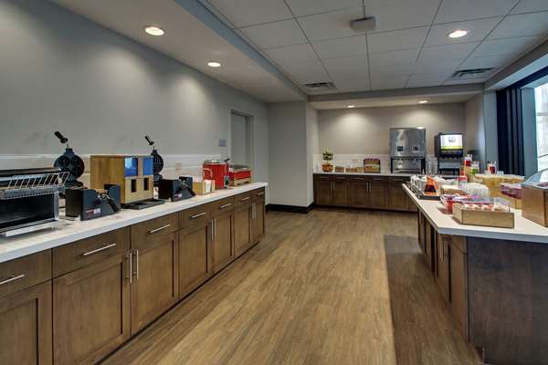 Amenities - Hampton Inn & Suites Southport