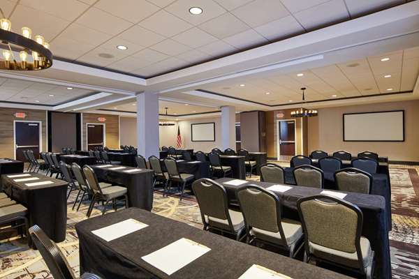  - DoubleTree by Hilton Hotel Crabtree Valley Raleigh
