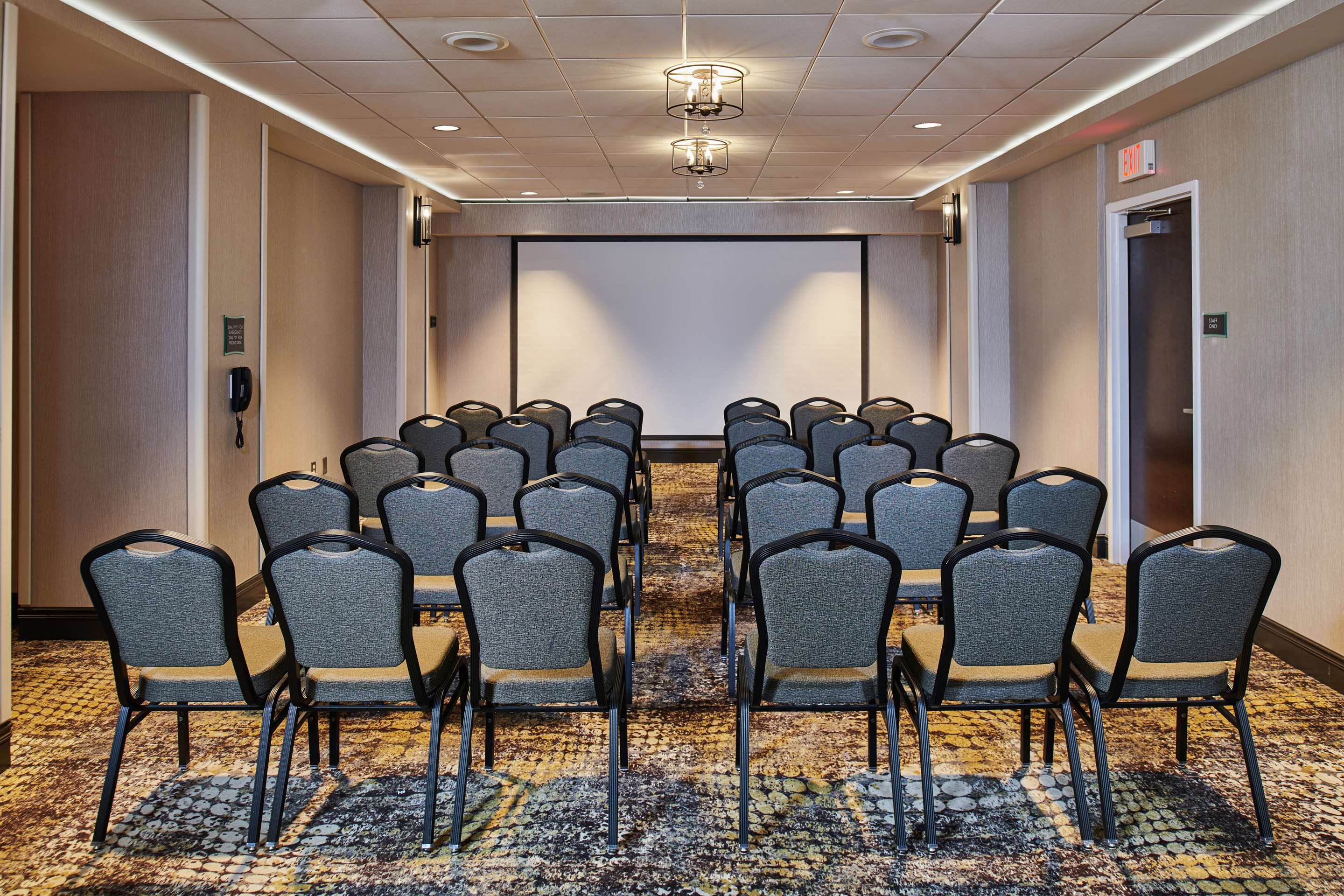 Meeting Room | DoubleTree by Hilton Raleigh Crabtree Valley