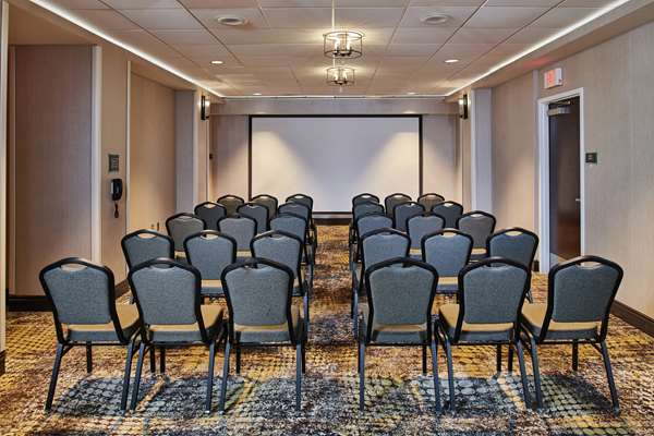  - DoubleTree by Hilton Hotel Crabtree Valley Raleigh
