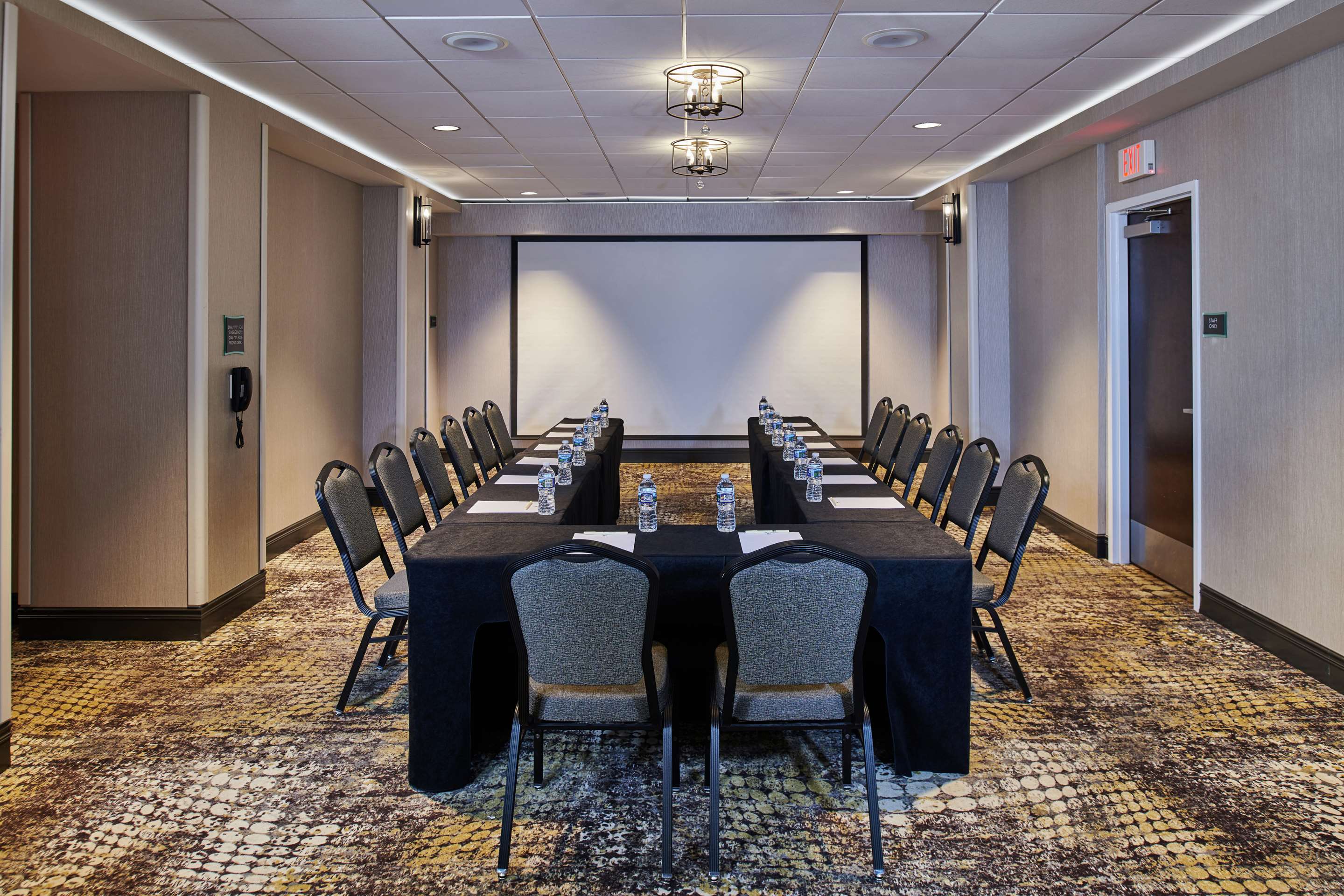 Meeting Room | DoubleTree by Hilton Raleigh Crabtree Valley
