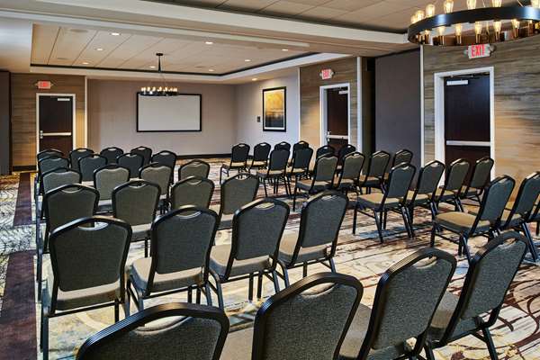  - DoubleTree by Hilton Hotel Crabtree Valley Raleigh