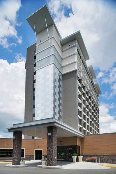 Exterior view - DoubleTree by Hilton Hotel Crabtree Valley Raleigh