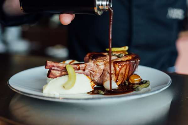 Restaurant - DoubleTree by Hilton Hotel Convention Centre Montreal