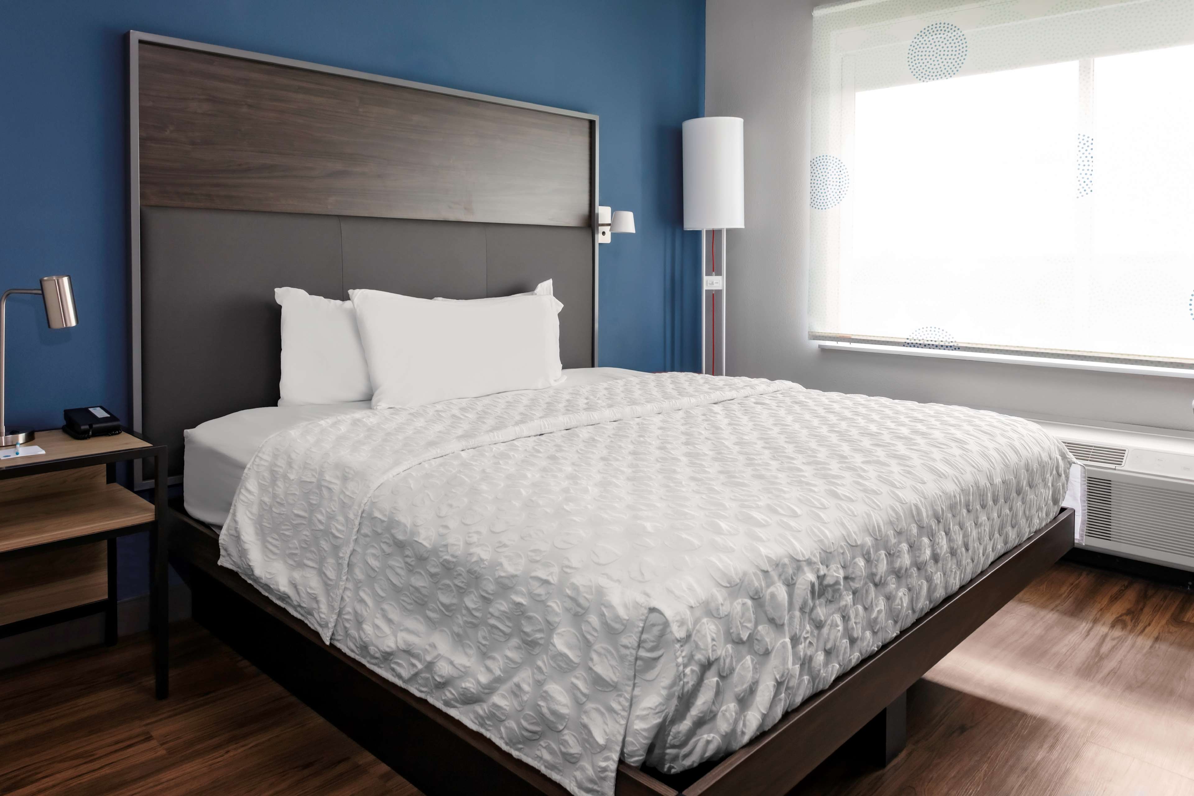 Tru by Hilton Cypress Houston Room Type - 1 KING HEARING ACCESSIBLE