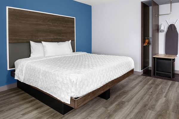  - Tru by Hilton Hotel Gilbert