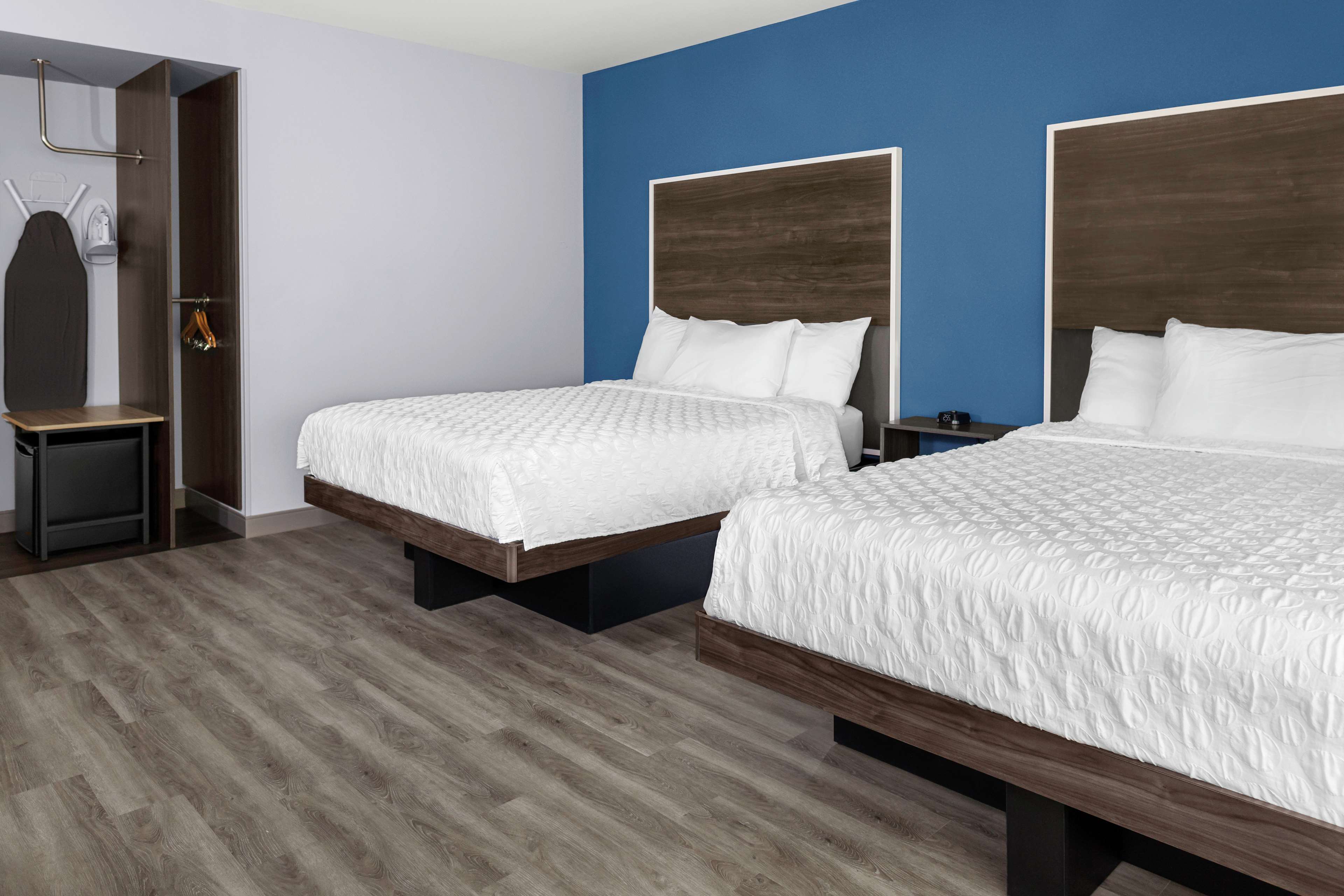 Tru by Hilton Gilbert Room Type - 2 QN ACC RM ROLLIN SHWR