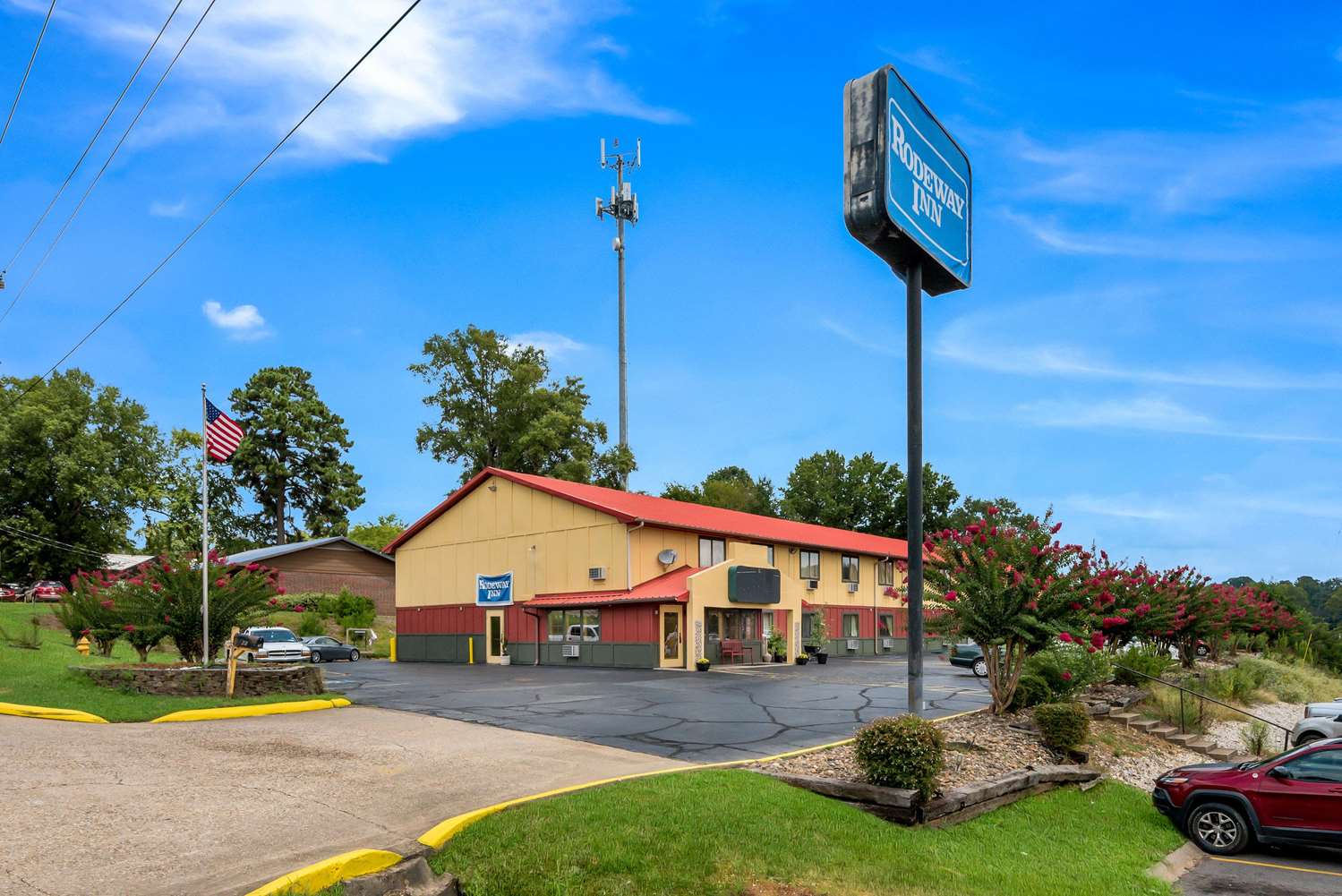Rodeway Inn Benton, AR See Discounts