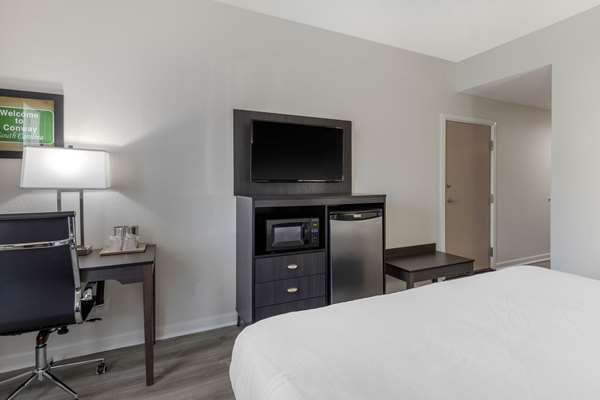  - Econo Lodge at the University Conway